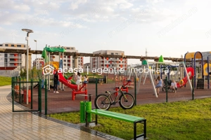 Dacă ai putea să ai un parc privat de 1,6 ha „la tine în curte”? - imagine 2