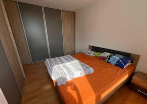 Aparatament de inchiriat cu o camera zona Tractorul