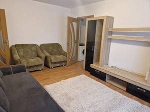 Apartament doua camere,decomandat-zona-Tomis Nord - imagine 2