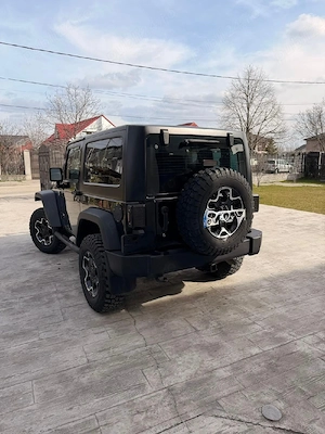 Jeep Wrangler Rubicon - imagine 3