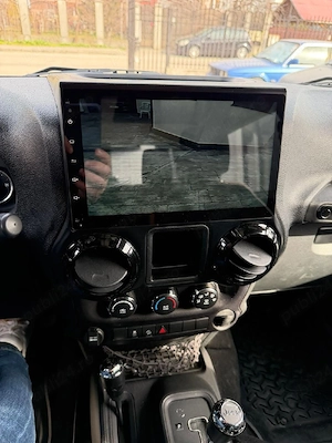 Jeep Wrangler Rubicon - imagine 4