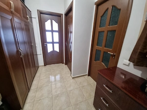 Garsoniera decomandata, drumul fermei Penny, mobilată, lift, parcare, metrou D. Leonida