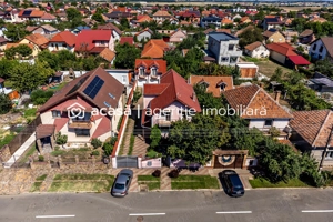Vilă cu 6 camere în zona rezidențială - Poltura - imagine 12
