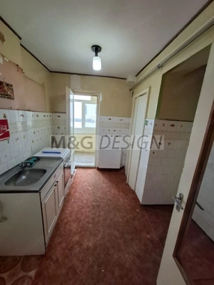 Spitalul Judetean - Casa Tineretului 3 camere, etaj 2, centrala gaz - imagine 3