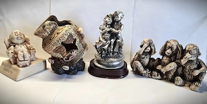 4 obiecte decorative vechi