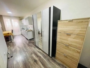 Apartament 3 camere 58mp, bloc cu lift, zona Vivo  - imagine 8