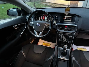 Volvo v40 D2   1.6 Diesel    cash sau rate  - imagine 8