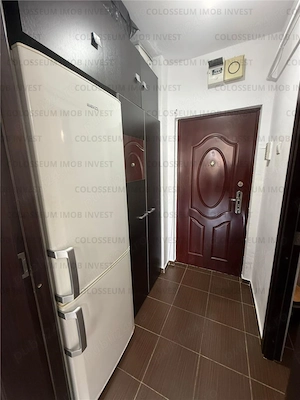 Astra garsoniera etaj intermediar mobilata utilata ,insorita - imagine 4