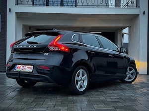 Volvo v40 D2   1.6 Diesel    cash sau rate  - imagine 10