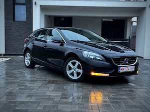 Volvo v40 D2   1.6 Diesel    cash sau rate  - imagine 5