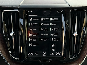 Volvo Xc60 Inscription    2.0 Diesel   AWD 4x4    cash sau rate  - imagine 8