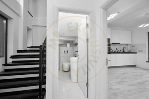 Spațiu generos de închiriat-ideal clinica/birouri/centru educ. Pitești-Dumbravei - imagine 8