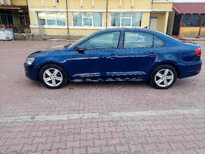 Volkswagen Jetta  - imagine 3