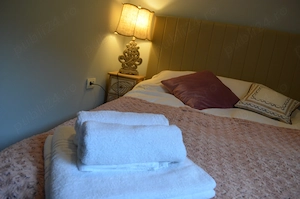 Cazare Sinaia apartament central. 4 persoane 3 camere. Preturi bune - imagine 3