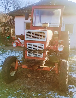 Tractor U 650 stare bună de funcționare  - imagine 2