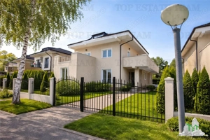 Spatii birou  de inchiriat  clinica  activitati educationale