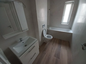 La asfalt. Aproape de Profi. Etaj 1. - imagine 6