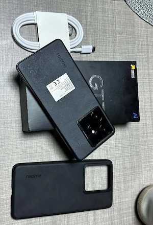 Realme GT 7 12 512 