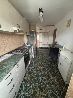 Apartament 4 camere decomandat la super pret! - imagine 5