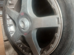 Vând cauciucuri de Skoda Octavia cu tot cu genti - imagine 3