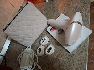 Vând epilator Philips în stare foarte bună mai multe detalii în privat    - imagine 3