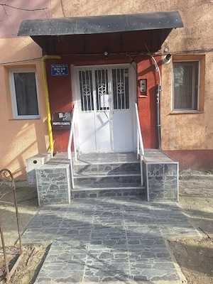 APARTAMENT 3 CAMERE - Tomis Nord - Stradal - Etaj 2 - Str Tulcea nr 5 - cu Gaze - 52 MP - imagine 3