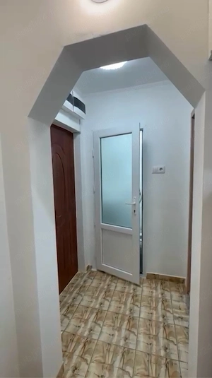 Dam spre inchiriere garsoniera Rogerius - imagine 3