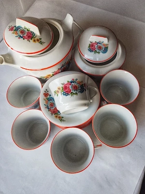 Set Cafea Ceai Porțelan Alba Iulia (16 piese)   Condiție Impecabilă de Vitrină