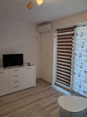 Inchiriez apartament cu o camera - imagine 5