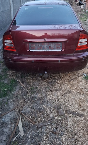 Skoda piese motor 1.9 tdi  - imagine 3