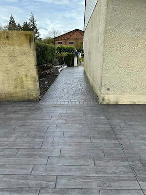 beton amprentat durabil si elegant - imagine 4