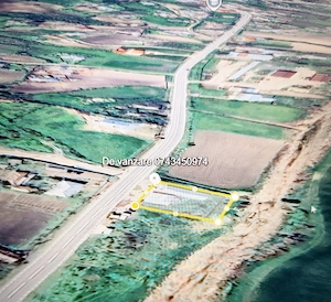 Teren de vanzare cu constructii. Oportunitate deosebita. - imagine 5