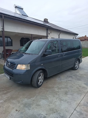 Vând T5 Multivan