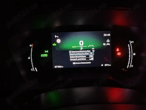 Toyota Corolla Hatchback Hybrid - imagine 7