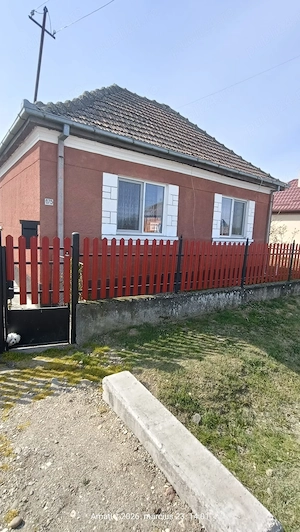 Vând Casă in Amati Stradă Principală. Mai multe detalii la telefon - imagine 6
