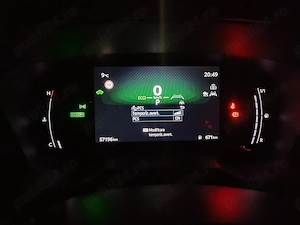 Toyota Corolla Hatchback Hybrid - imagine 8