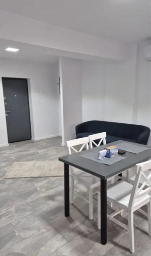 Apartament 3 camere de vânzare, et 2, zona ostroveni Rm Vâlcea 