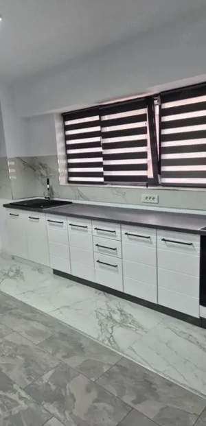 Apartament 3 camere de vânzare, et 2, zona ostroveni Rm Vâlcea  - imagine 2