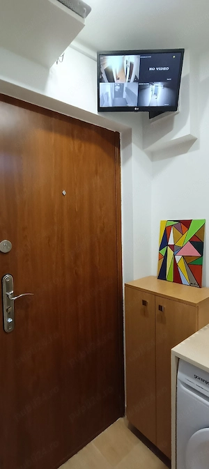 vând garsonieră confort 3 