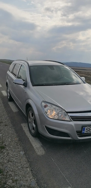 Vând Opel astra h 1.9  - imagine 3