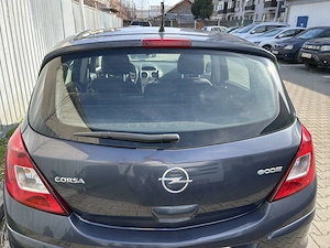 Opel corsa 1.3 2008 tdi - imagine 2