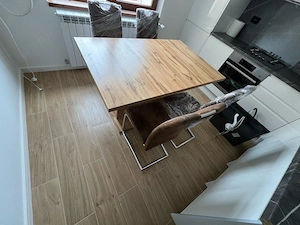 masa extensibila culoare lemnului 160 180 90+4 scaune