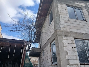 Casă P+1 160 mp + pivniță și curte   construcție la roșu   Str. Valeriu Braniște 38B
