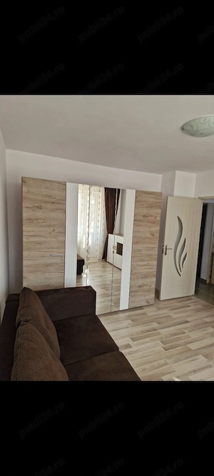 Ofer spre închiriere garsoniera confort 1 - imagine 2