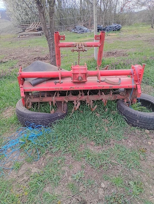 Vand tractor U 445 cu utilaje  - imagine 5