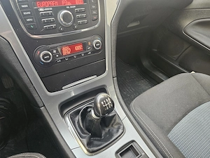 Vând autoturism Ford Mondeo Berlina  - imagine 7