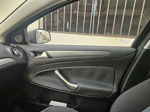 Vând autoturism Ford Mondeo Berlina  - imagine 6