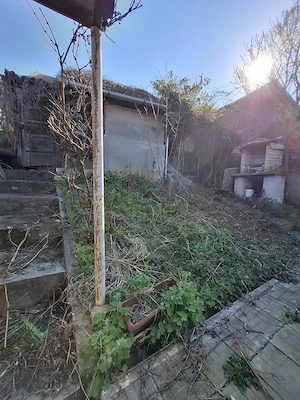 Vand  casa în Reșița Zonă excelentă pret avantajos  !  - imagine 9