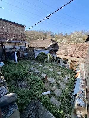 Vand  casa în Reșița Zonă excelentă pret avantajos  !  - imagine 10