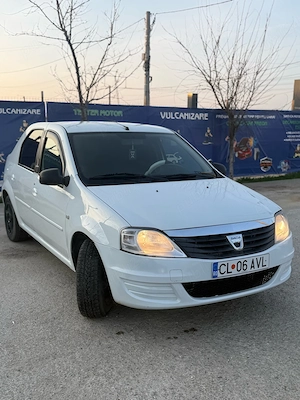 Vand Logan 2012 - imagine 4